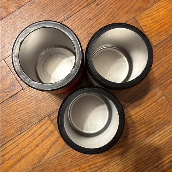 Yeti - Picture 7 of 7